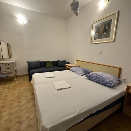 Kornelija 2 Apartment Подгора Екстериор снимка