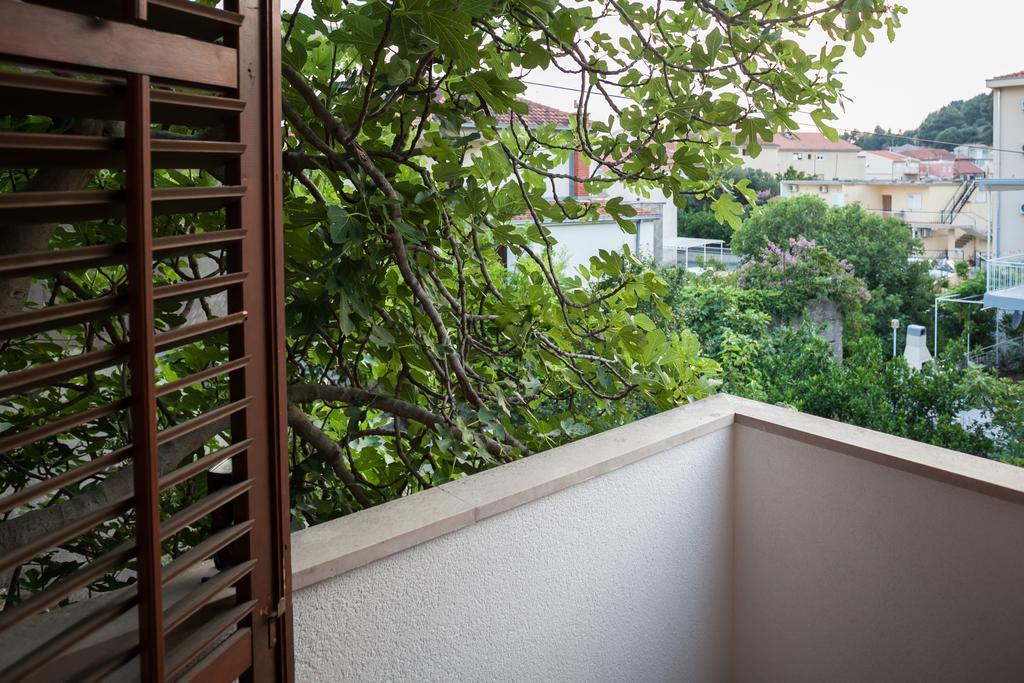 Kornelija 2 Apartment Подгора Стая снимка