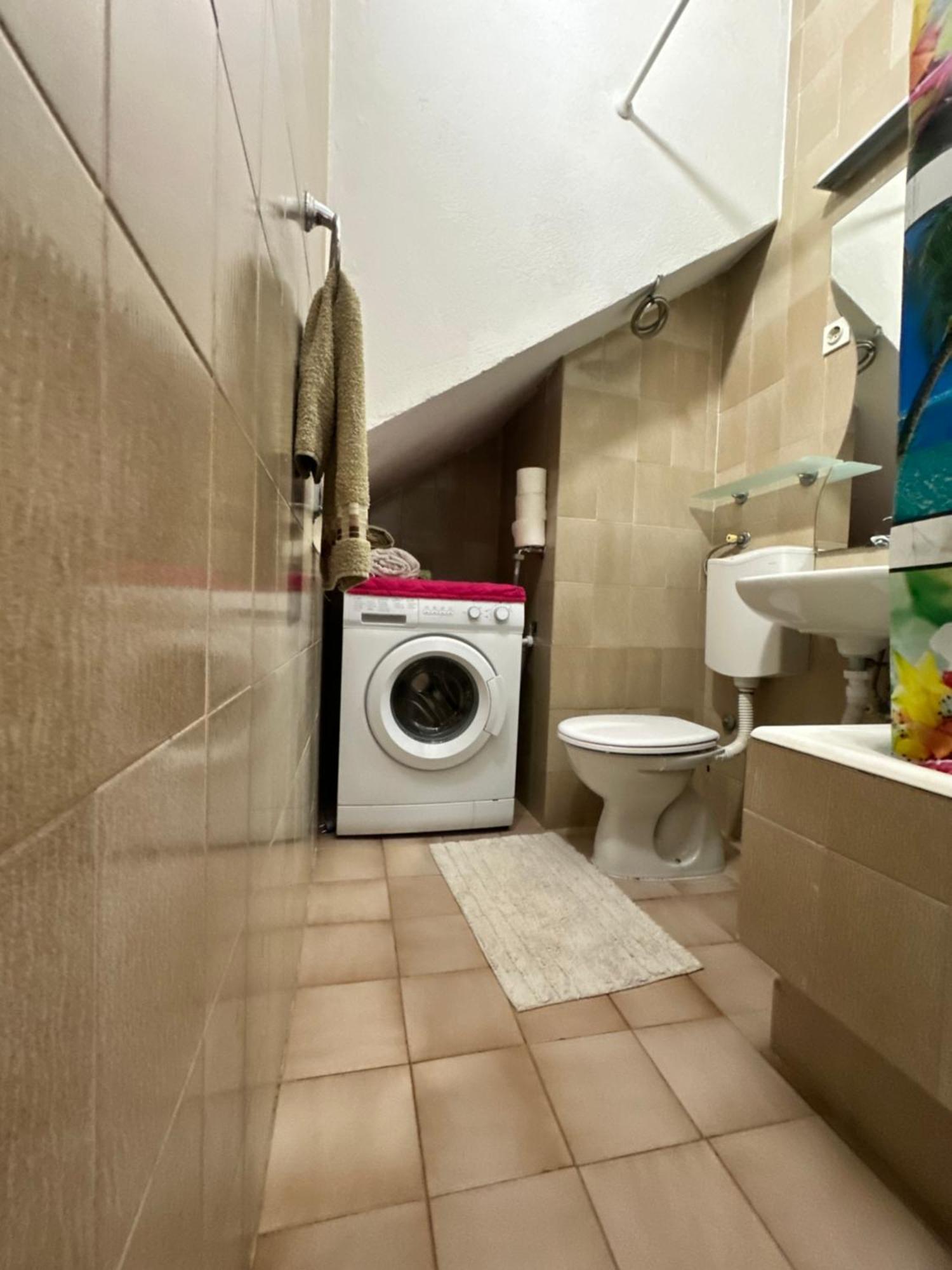 Kornelija 2 Apartment Подгора Екстериор снимка