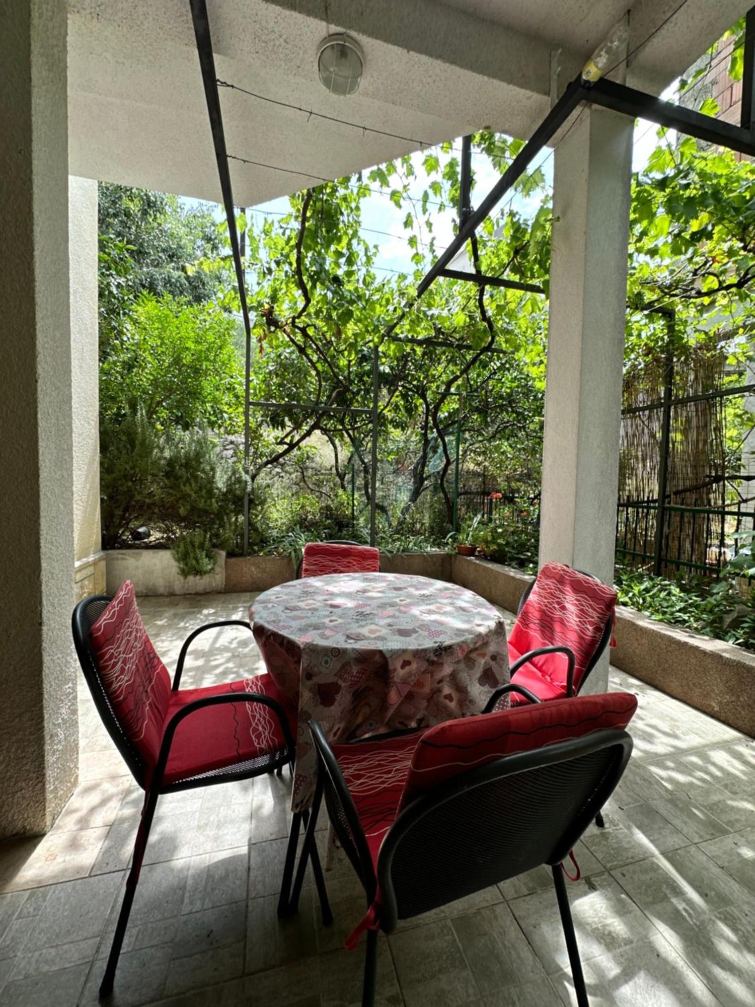 Kornelija 2 Apartment Подгора Екстериор снимка